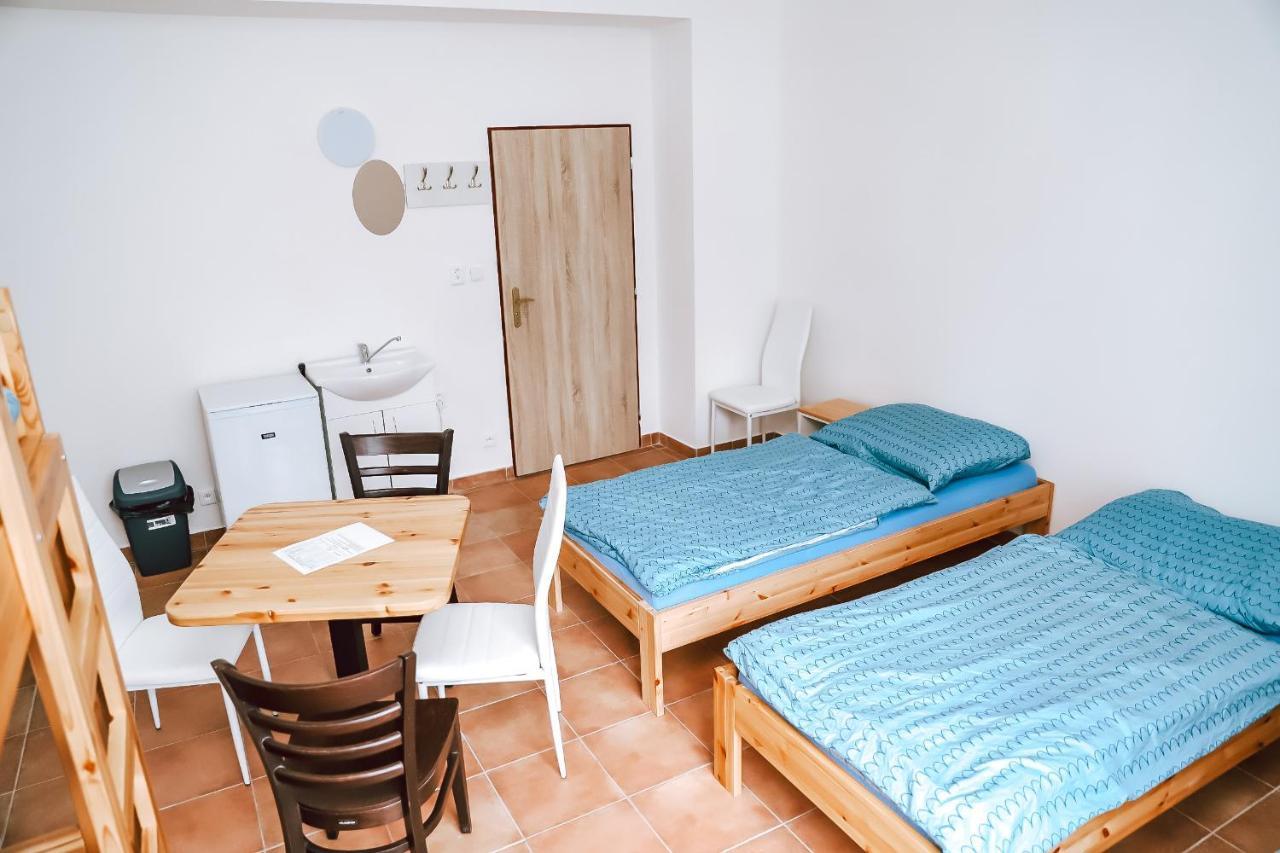 Chaty A Apartmany Hracholusky Kemp Kosatka Pnovany Экстерьер фото