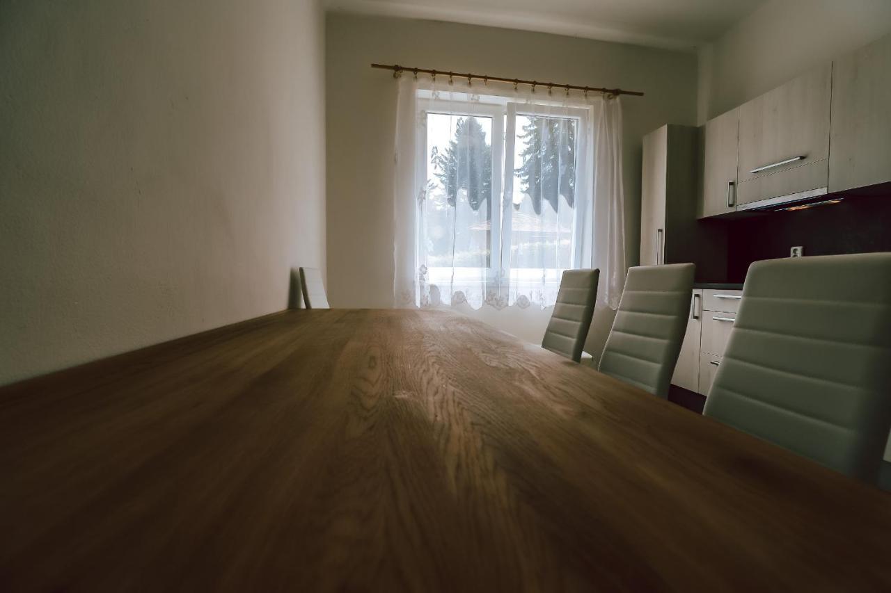 Chaty A Apartmany Hracholusky Kemp Kosatka Pnovany Экстерьер фото