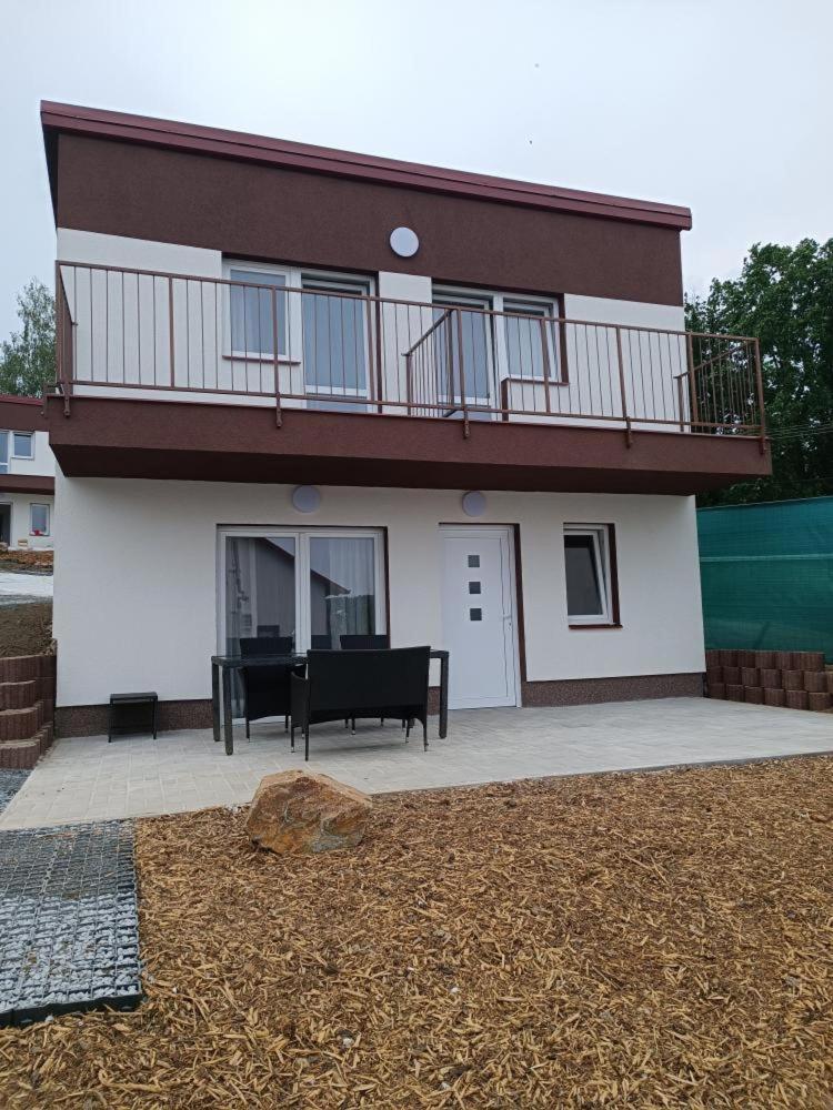Chaty A Apartmany Hracholusky Kemp Kosatka Pnovany Экстерьер фото